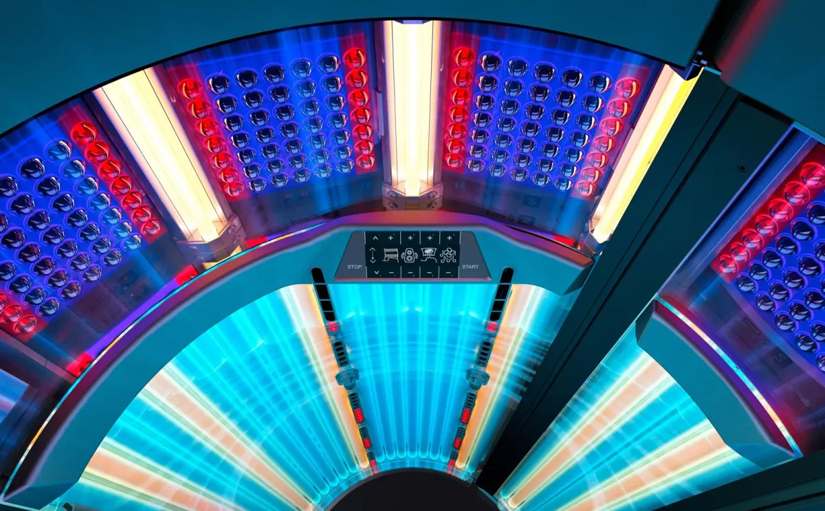 SunSphere-System der P9S mit UVA-, Beauty-LEDs und UVB-Speziallampen
